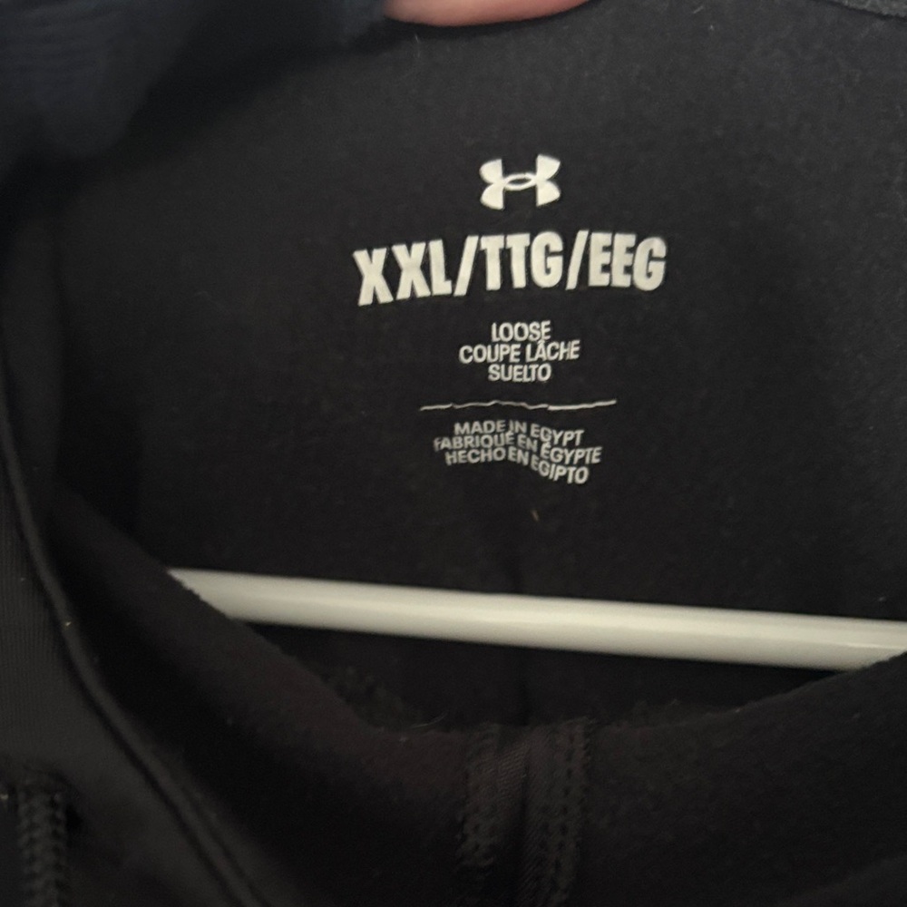 Under Armour Men's Black and White Hoodie Sweatshirt - Picture 2 of 6
